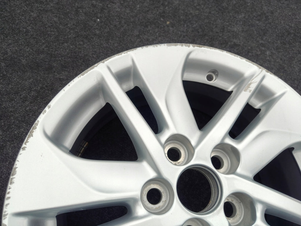 1x Alufelge 15 Zoll 6.0" 5x100 45ET Glanz Silber 42611-K0030 Toyota Yaris FEL1925716518zd