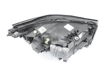 Laden Sie das Bild in den Galerie-Viewer, Frontscheinwerfer BMW 5A798D7 LED Links Scheinwerfer Headlight SCH2675204044qh