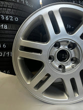 Load image into Gallery viewer, 1x Alufelge 16 Zoll 7.0&quot; 5x112 45ET Glanz Silber 4B0601025 Audi A4 Rim Wheel