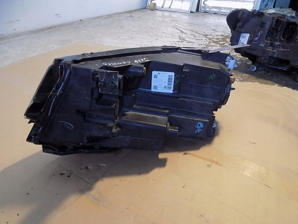 Frontscheinwerfer Jeep Compass 0053434541 Rechts Scheinwerfer Headlight SCH5828244045is