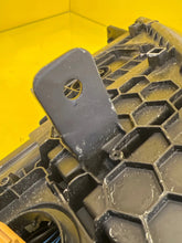 Laden Sie das Bild in den Galerie-Viewer, Frontscheinwerfer Skoda Yeti 5L1941015C Xenon Links Scheinwerfer Headlight