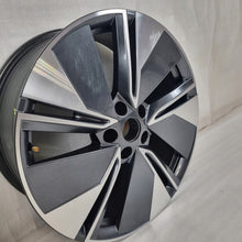 Laden Sie das Bild in den Galerie-Viewer, 1x Alufelge 19 Zoll 8.0" 5x112 45ET 5LA601025 Skoda Enyaq Rim Wheel FEL5582987393yb