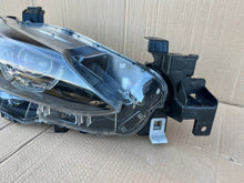 Laden Sie das Bild in den Galerie-Viewer, Frontscheinwerfer Mazda 6 Gj 100-65041 LED Rechts Scheinwerfer Headlight SCH2000650097zr
