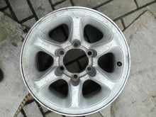 Laden Sie das Bild in den Galerie-Viewer, 1x Alufelge 15 Zoll 7.0&quot; 6x139.7 Mitsubishi Pajero Rim Wheel
