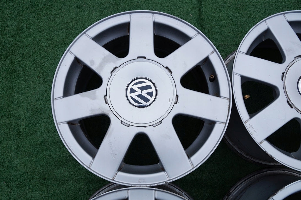 4x Alufelge 15 Zoll 7.0" 5x112 45ET VW Passat Golf V Rim Wheel FEL5637516577pz