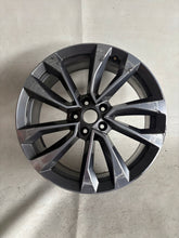 Load image into Gallery viewer, 1x Alufelge 20 Zoll 8.0" 5x112 43ET Glanz 565601025AK Skoda Kodiaq Rim Wheel FEL9101755841tv