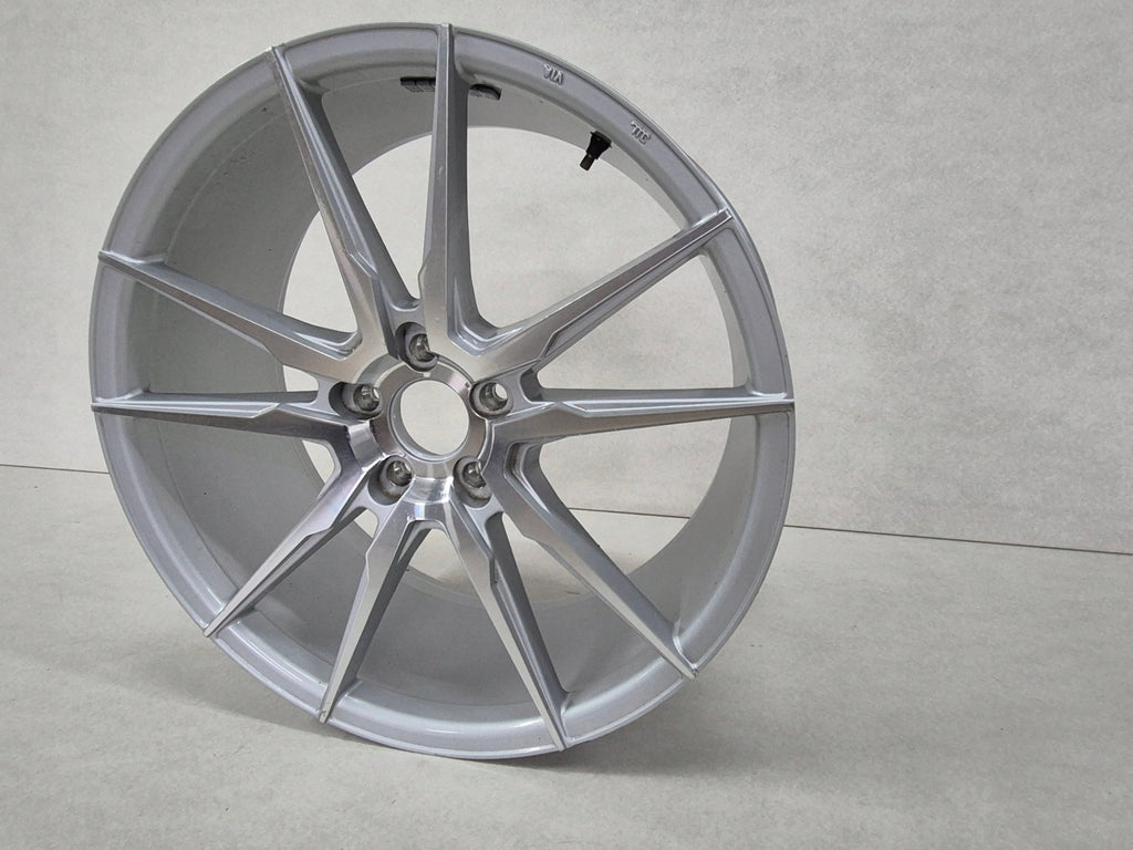 1x Alufelge 20 Zoll 8.5" 5x114.3 40ET Rim Wheel FEL5044829682gt