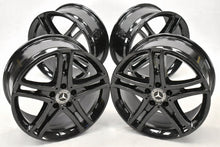 Laden Sie das Bild in den Galerie-Viewer, 4x Alufelge 18 Zoll 8.0&quot; 5x112 41ET Glanz Schwarz A2224011900 Mercedes-Benz W222