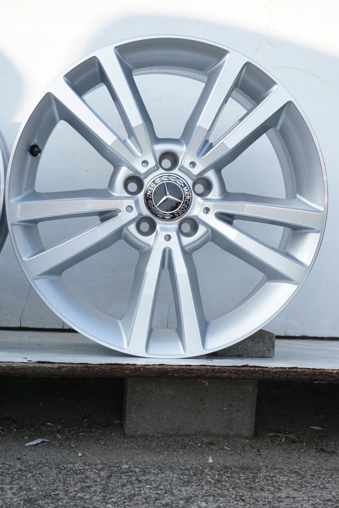 4x Alufelge 18 Zoll 8.0" 5x112 45ET Glanz Silber A2074011102 Mercedes-Benz FEL5671104675va