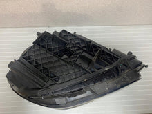 Laden Sie das Bild in den Galerie-Viewer, Frontscheinwerfer Mercedes-Benz W247 A2479062503 LED Links Headlight SCH4029137095hr