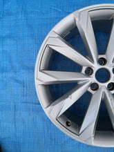 Laden Sie das Bild in den Galerie-Viewer, 1x Alufelge 20 Zoll 8.5" 5x112 37ET 4K9601025B Audi A6 C8 Allroad Rim Wheel FEL9273869226da