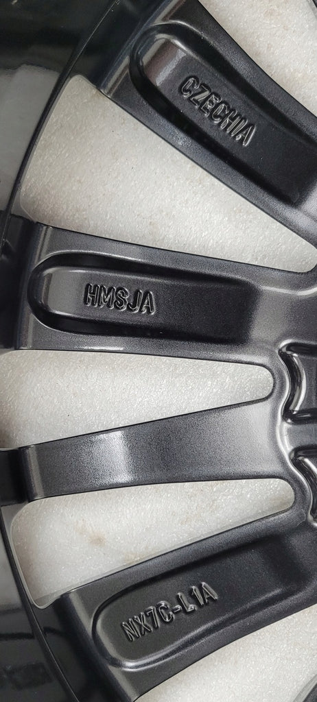 1x Alufelge 17 Zoll 7.0" 5x108 50ET NX7C-L1A Ford Focus Rim Wheel