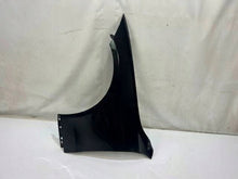 Laden Sie das Bild in den Galerie-Viewer, Kotflügel Mercedes-Benz W206 NKO4222 Vorne Links