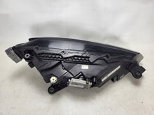 Laden Sie das Bild in den Galerie-Viewer, Frontscheinwerfer Skoda Superb III 3V1941015D Links Scheinwerfer Headlight