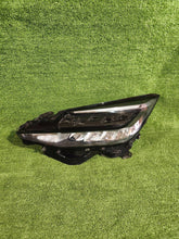 Laden Sie das Bild in den Galerie-Viewer, Frontscheinwerfer Toyota C-Hr Chr CSC28971 Links Scheinwerfer Headlight SCH9974938515ug