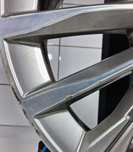 Load image into Gallery viewer, 1x Alufelge 17 Zoll 7.5" 5x120 54ET Glanz Silber 6856085 BMW 1 F40 Rim Wheel FEL9105585513kf