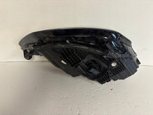 Laden Sie das Bild in den Galerie-Viewer, Frontscheinwerfer Audi A1 82A941033 LED Links Scheinwerfer Headlight SCH1847806012bj