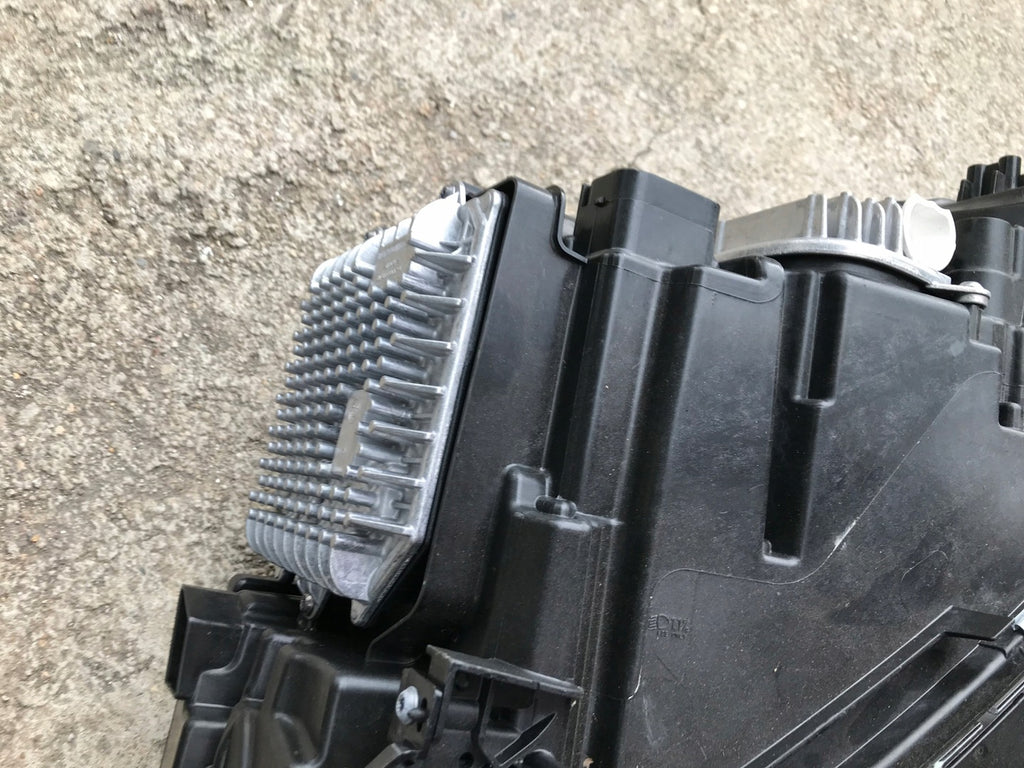 Frontscheinwerfer BMW G01 8496824 8496823 LED Ein Stück (Rechts oder Links) SCH7726509761ol