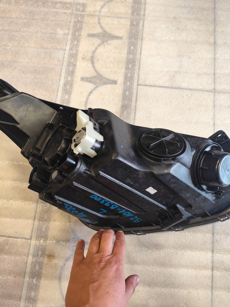 Frontscheinwerfer Hyundai I10 92101-B9300 Links Scheinwerfer Headlight