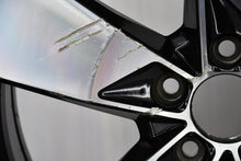 Laden Sie das Bild in den Galerie-Viewer, 1x Alufelge 19 Zoll 7.5" 5x108 50 5ET Glanz Schwarz 31471554 Volvo Rim Wheel FEL6015657464mc