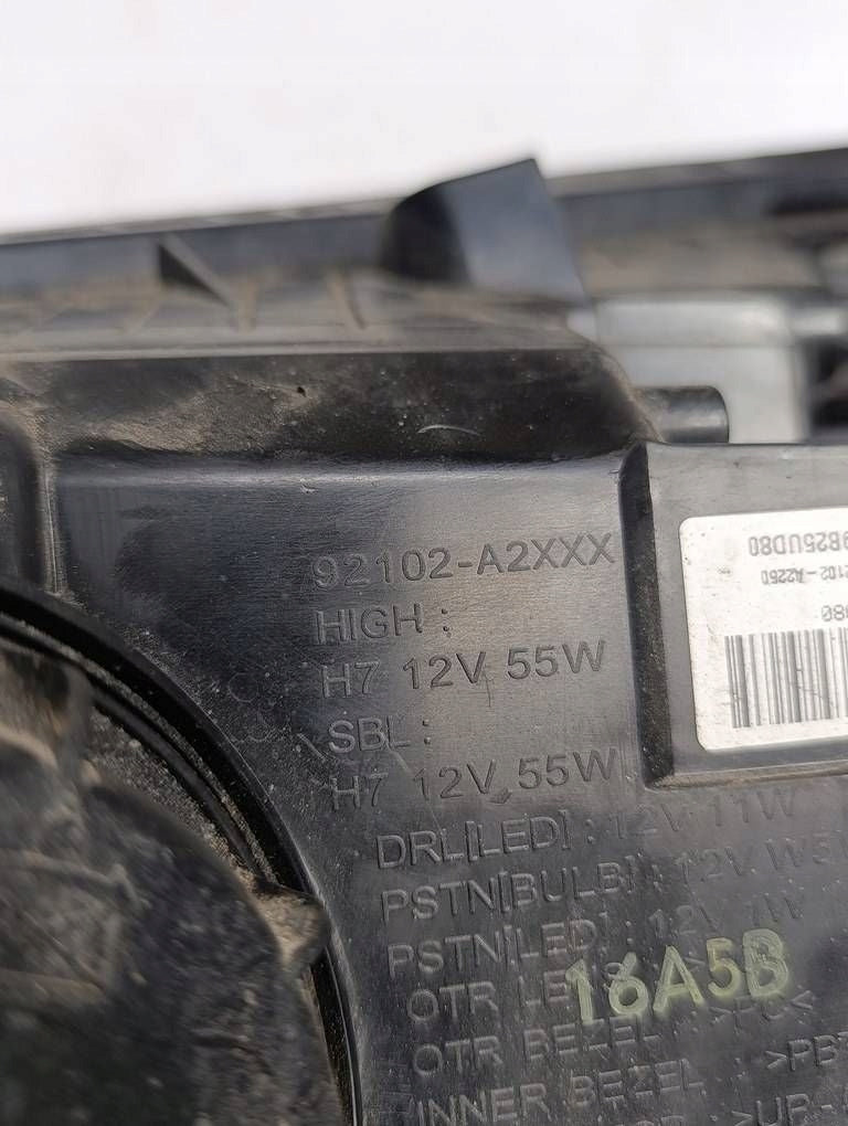 Frontscheinwerfer Kia Ceed 92102-A2250 Rechts Scheinwerfer Headlight SCH1651423653ed