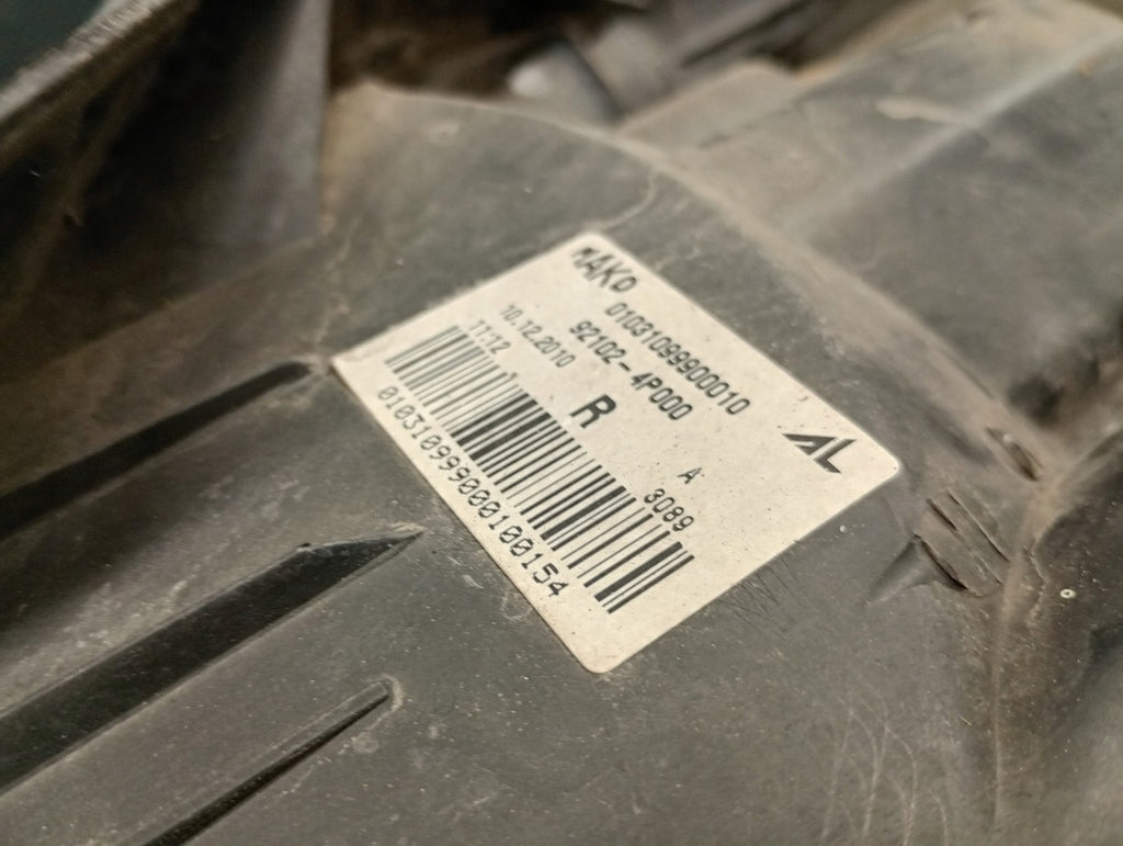 Frontscheinwerfer Hyundai I20 92102-4P000 Rechts Scheinwerfer Headlight