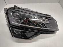 Laden Sie das Bild in den Galerie-Viewer, Frontscheinwerfer Skoda Karoq Full LED Rechts Scheinwerfer Headlight SCH7945709621dt