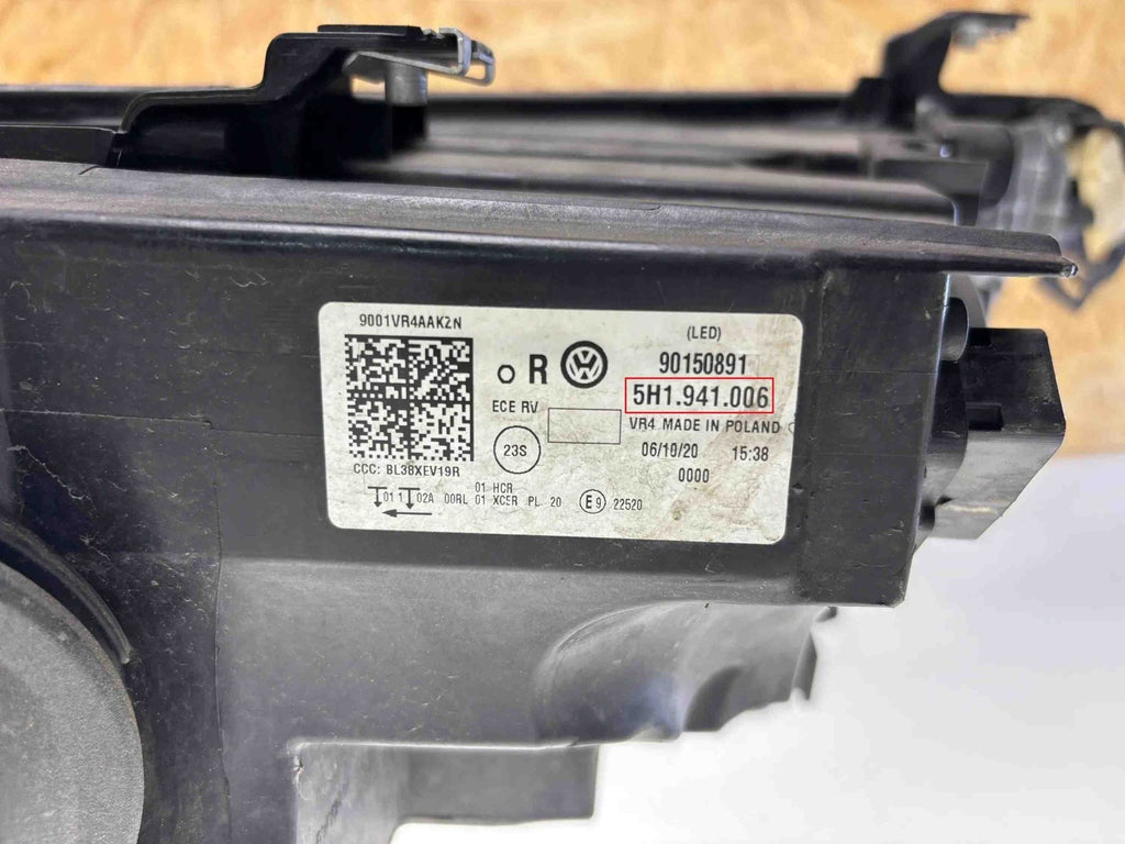 Frontscheinwerfer VW Golf VIII Variant I 5H1941006 Rechts Scheinwerfer Headlight SCH9771945678cg