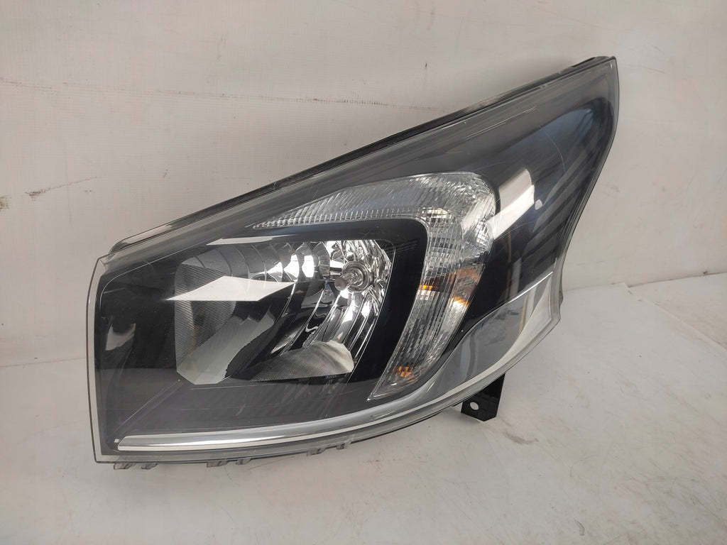 Frontscheinwerfer Opel Vivaro B 260606315R Ein Stück (Rechts oder Links)
