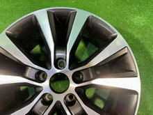 Laden Sie das Bild in den Galerie-Viewer, 1x Alufelge 17 Zoll 7.0&quot; 5x114.3 53ET 52910-G4300 Hyundai Ix35 Rim Wheel