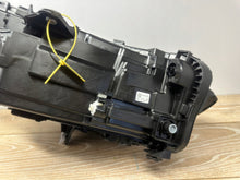 Laden Sie das Bild in den Galerie-Viewer, Frontscheinwerfer BMW X1 5A9A227-01 Full LED Links Scheinwerfer Headlight SCH9492021810zn