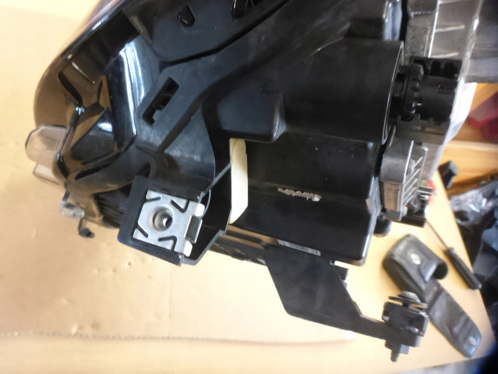 Frontscheinwerfer VW T-Roc 2GA941035AF Links Scheinwerfer Headlight SCH4373278005xu