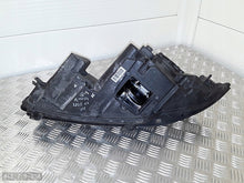 Laden Sie das Bild in den Galerie-Viewer, Frontscheinwerfer Jaguar Xf X250 Rechts Scheinwerfer Headlight SCH6814496808ot