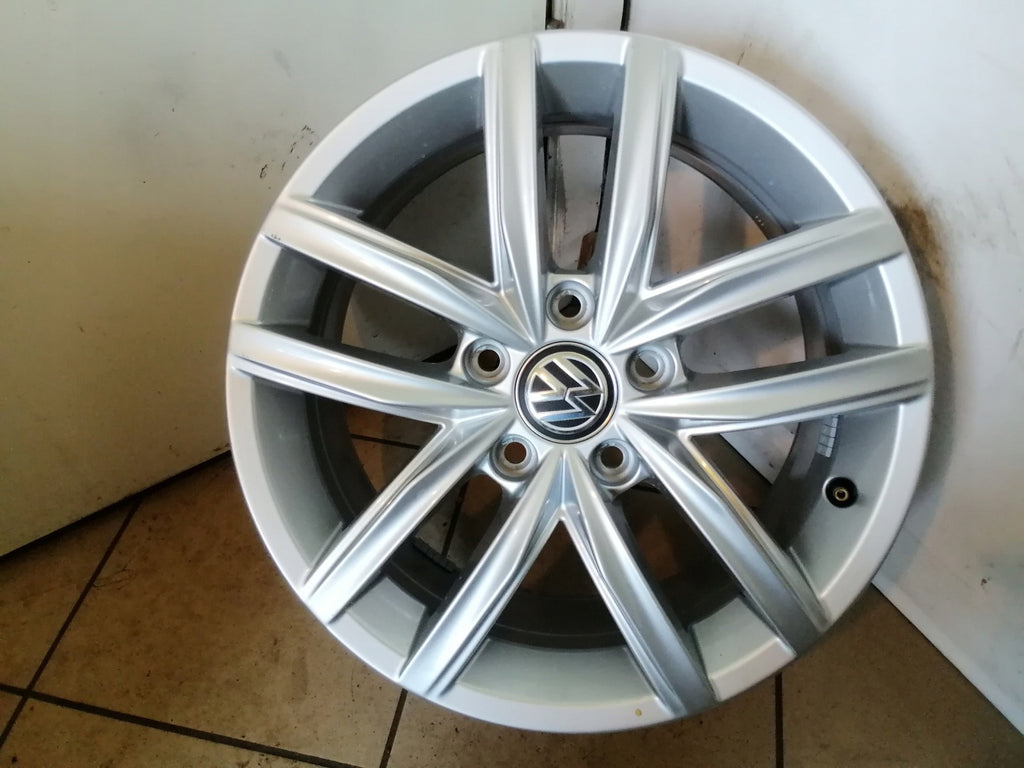 1x Alufelge 16 Zoll 6.5" 5x112 46ET 5G0601025CE VW Golf Rim Wheel FEL8819828773je