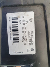 Load image into Gallery viewer, Frontscheinwerfer VW Polo 1EE247019-01 Links Scheinwerfer Headlight