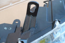 Laden Sie das Bild in den Galerie-Viewer, Frontscheinwerfer Toyota Corolla LED Rechts Scheinwerfer Headlight SCH6016231942bp