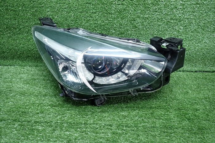 Frontscheinwerfer Mazda 2 D09K51030 Rechts Scheinwerfer Headlight SCH6209402171qs