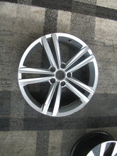 Load image into Gallery viewer, 1x Alufelge 18 Zoll 7.5" 5x112 51ET Glanz Graphit 5G0601025DC VW Golf Vii FEL7103684283xk