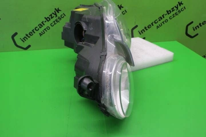 Frontscheinwerfer Skoda Yeti 5L1941015B Xenon Ein Stück (Rechts oder Links)