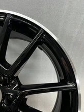 Laden Sie das Bild in den Galerie-Viewer, 1x Alufelge 19 Zoll 7.5&quot; 5x112 44ET A2054012200 Mercedes-Benz W205 Rim Wheel