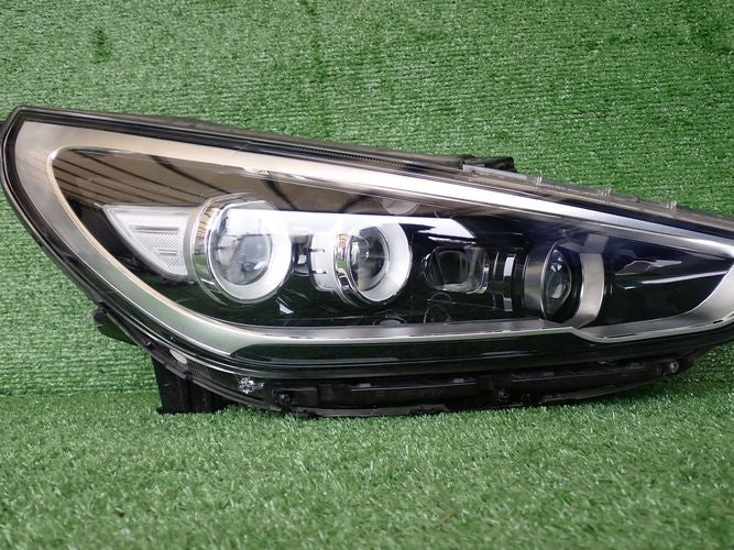 Frontscheinwerfer Hyundai I30 III 92102-G4100 Full LED Rechts Headlight SCH9952943587ph