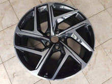 Laden Sie das Bild in den Galerie-Viewer, 1x Alufelge 21 Zoll 9.0" 5x112 29ET Glanz 85H601025R Audi E-Tron Rim Wheel FEL7764654625ou