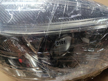 Laden Sie das Bild in den Galerie-Viewer, Frontscheinwerfer Mercedes-Benz W204 A2048203059 Rechts Scheinwerfer Headlight SCH1505902834ed