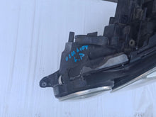 Laden Sie das Bild in den Galerie-Viewer, Frontscheinwerfer Mercedes-Benz W211 Links Scheinwerfer Headlight SCH5411627452mt