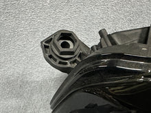 Laden Sie das Bild in den Galerie-Viewer, Frontscheinwerfer VW Touareg 761941081 LED Links Scheinwerfer Headlight