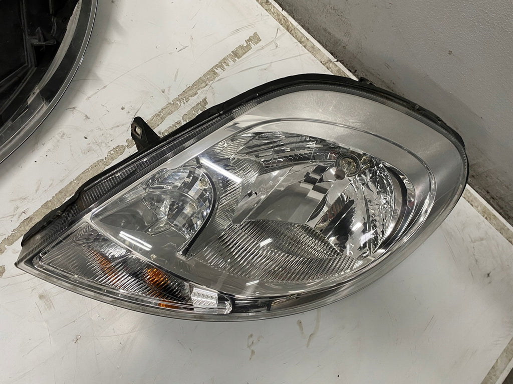 Frontscheinwerfer Renault Trafic Ein Stück (Rechts oder Links) Headlight