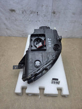 Laden Sie das Bild in den Galerie-Viewer, Frontscheinwerfer Ford L1TB13E014LB Rechts Scheinwerfer Headlight SCH9214351532di