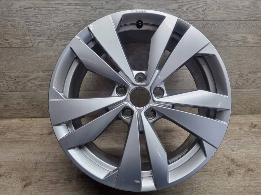 1x Alufelge 18 Zoll 5x112 10A071498 VW Id.3 Rim Wheel FEL4673283970lq