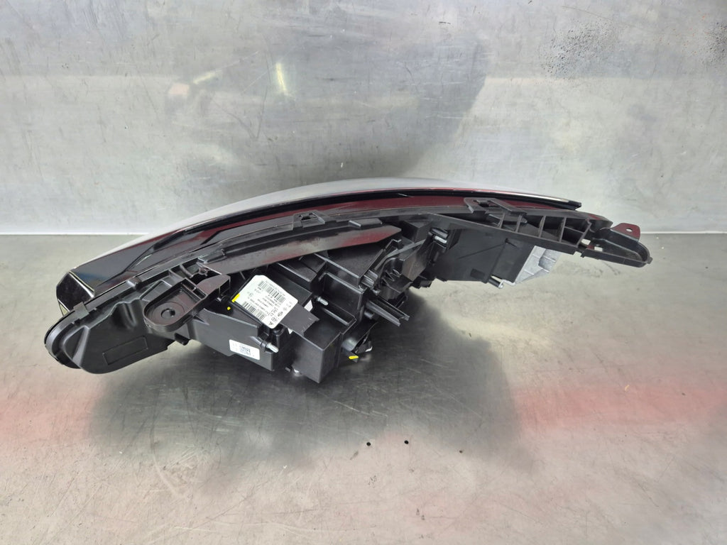 Frontscheinwerfer Renault Clio I 5 V 260103507R Rechts Scheinwerfer Headlight SCH9201951312op