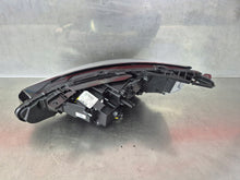 Laden Sie das Bild in den Galerie-Viewer, Frontscheinwerfer Renault Clio I 5 V 260103507R Rechts Scheinwerfer Headlight SCH9201951312op
